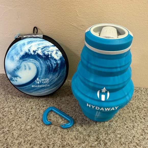 Blue Collapsible Water Bottle - Picture 4 of 11